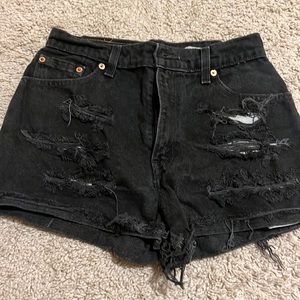 Levi’s Black Ripped Jean Shorts Size 26